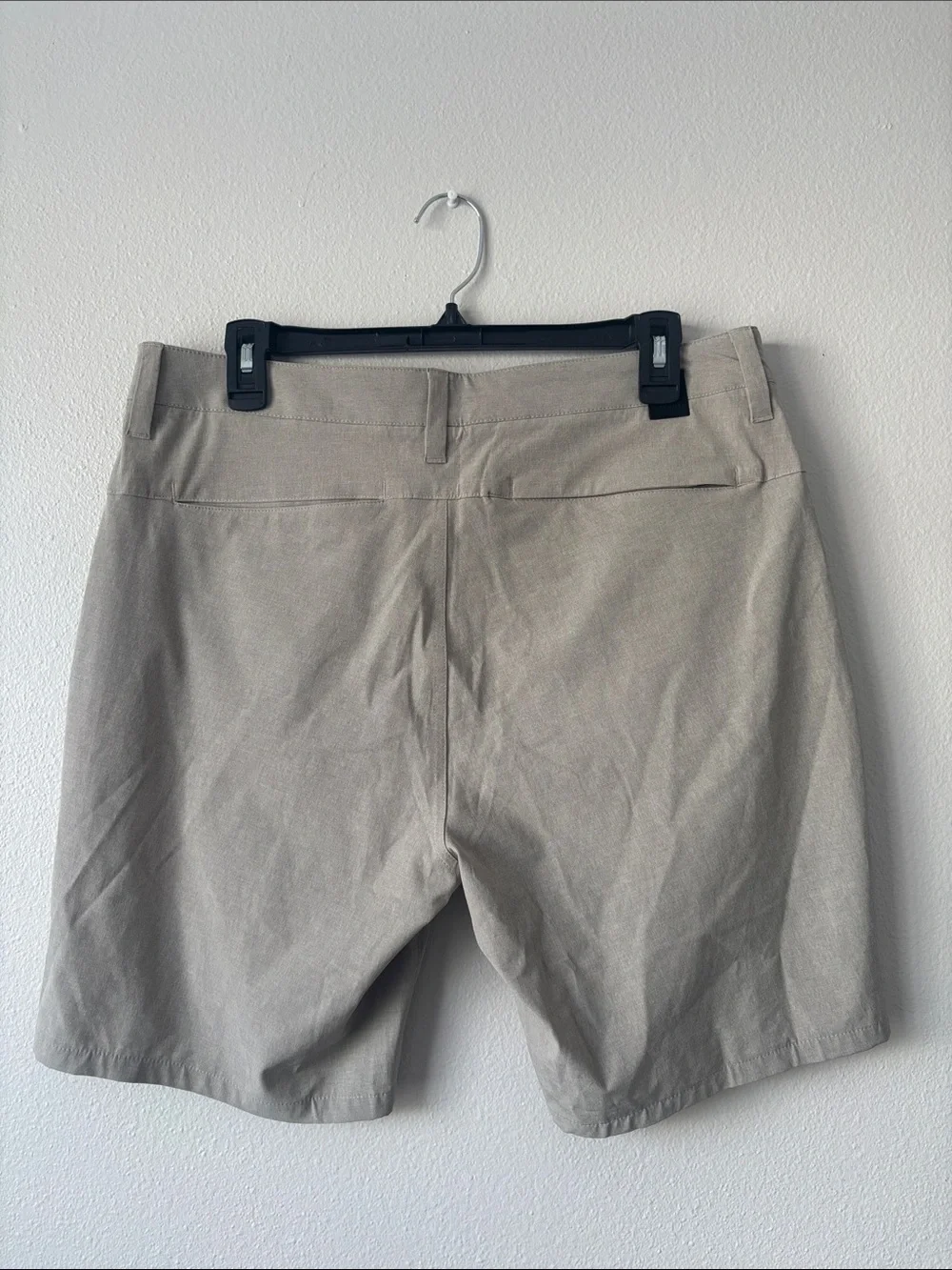 NWOT Vuori Aim Shorts 8